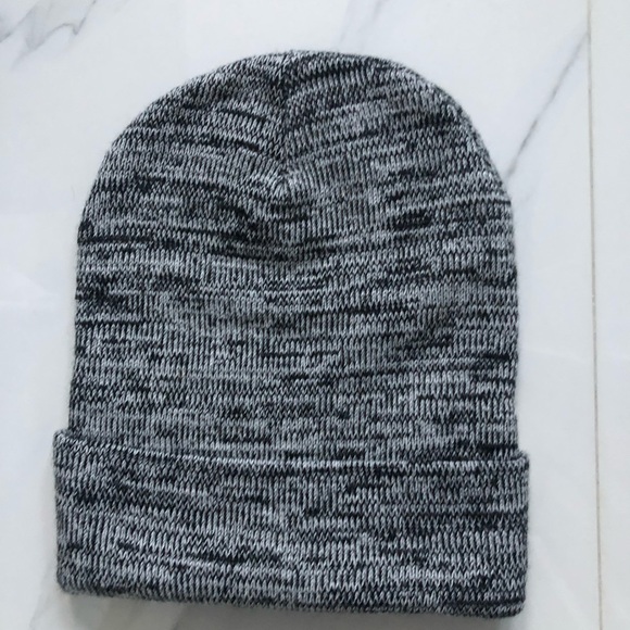 PINK beanie - Picture 2 of 3